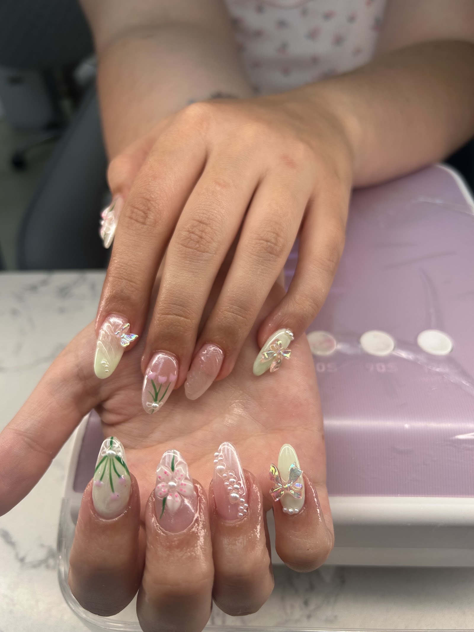 V.T NAIL SPA & LASHES nail photo 3